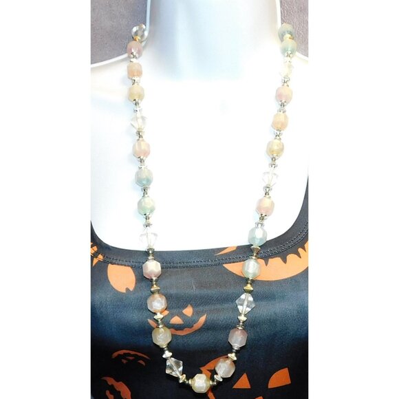 Chunky Pastel Shimmer Candycore Beaded Necklace - Picture 5 of 5